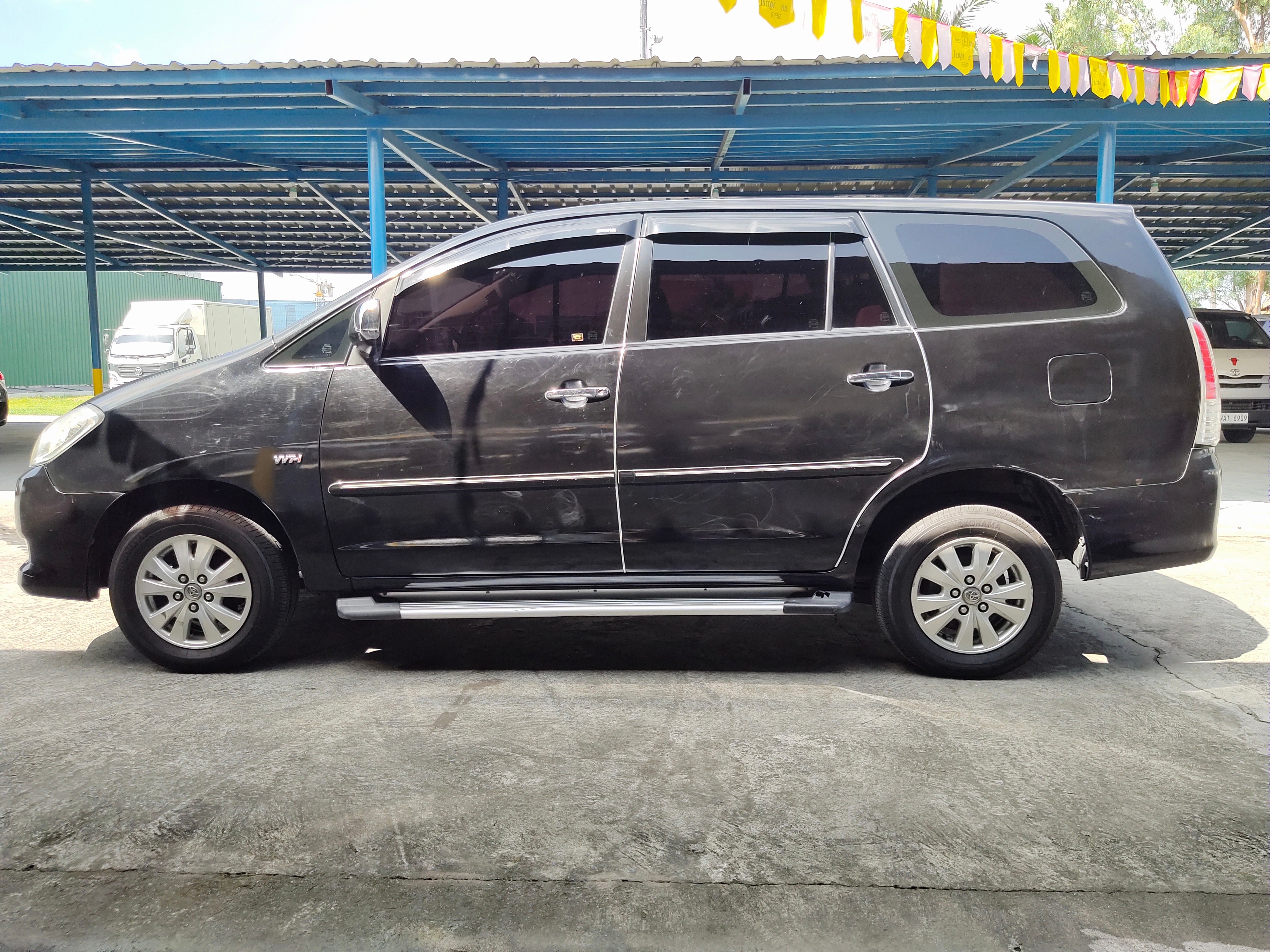 2009 Toyota Innova 2009 Toyota Innova