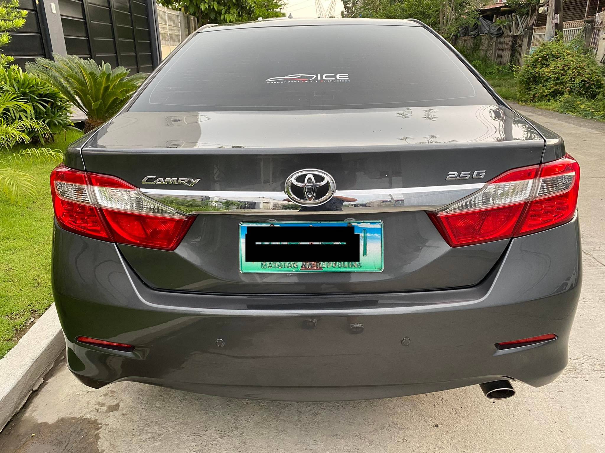 Old 2013 Toyota Camry 2.4G