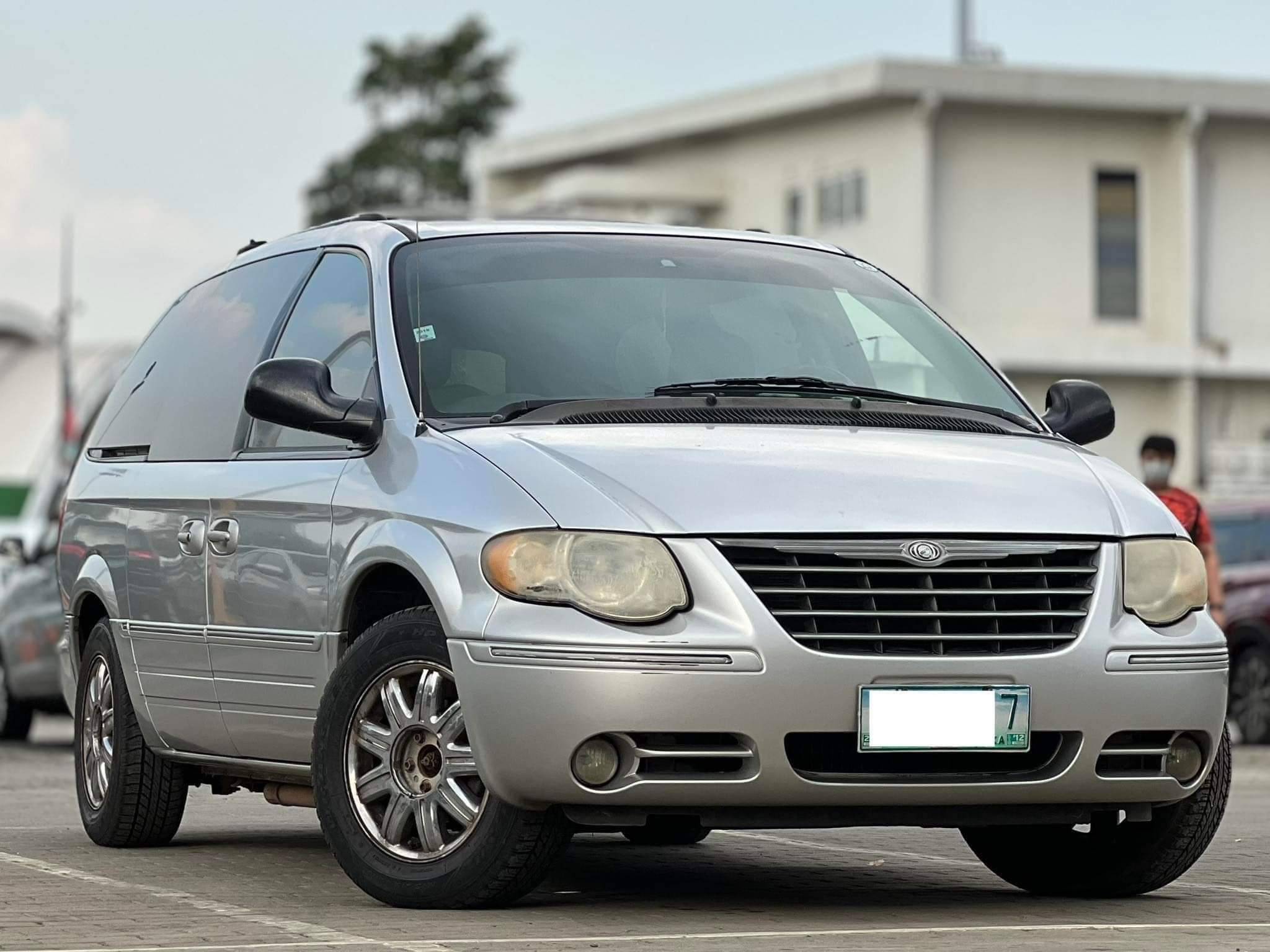 Used 2007 Chrysler Town & Country 3.8L Limited AT