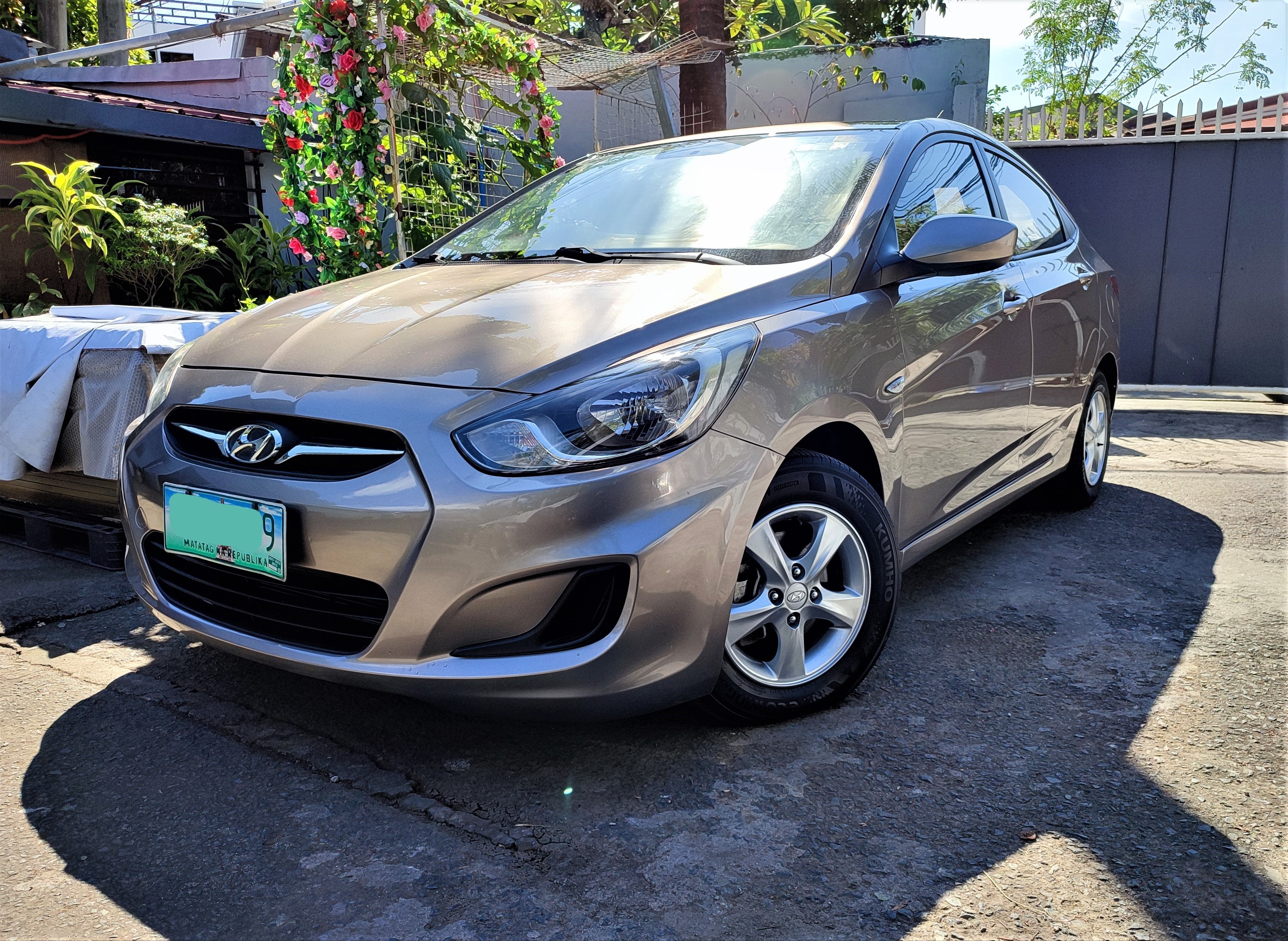 Second Hand 2011 Hyundai Accent Second Hand 2011 Hyundai Accent