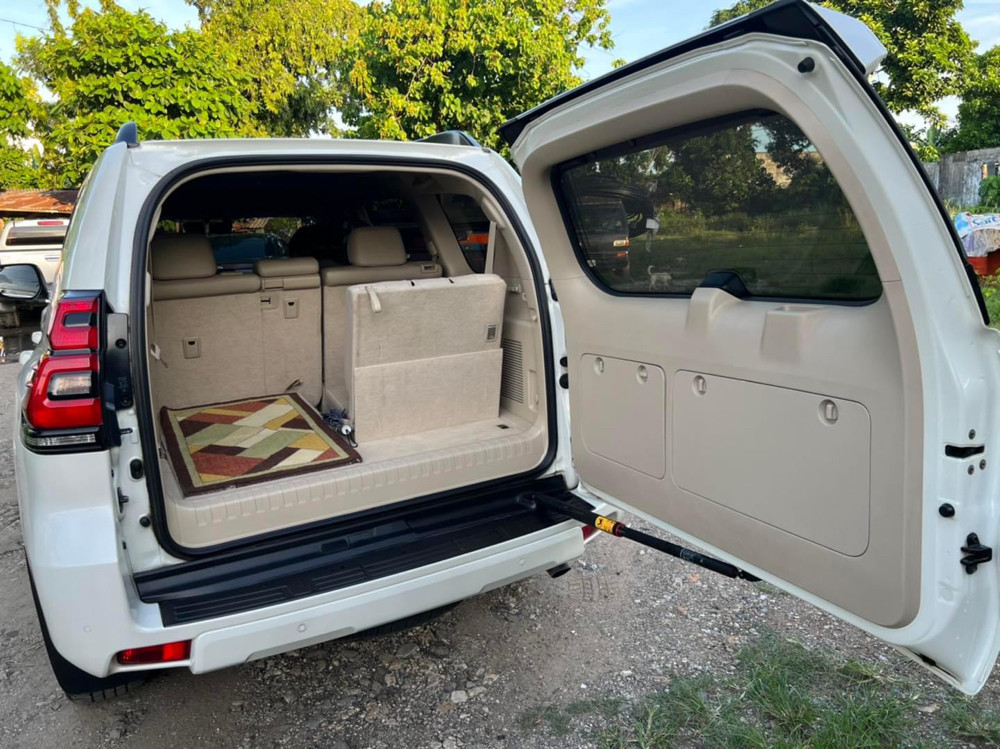 2019 Toyota Land Cruiser Prado 2019 Toyota Land Cruiser Prado