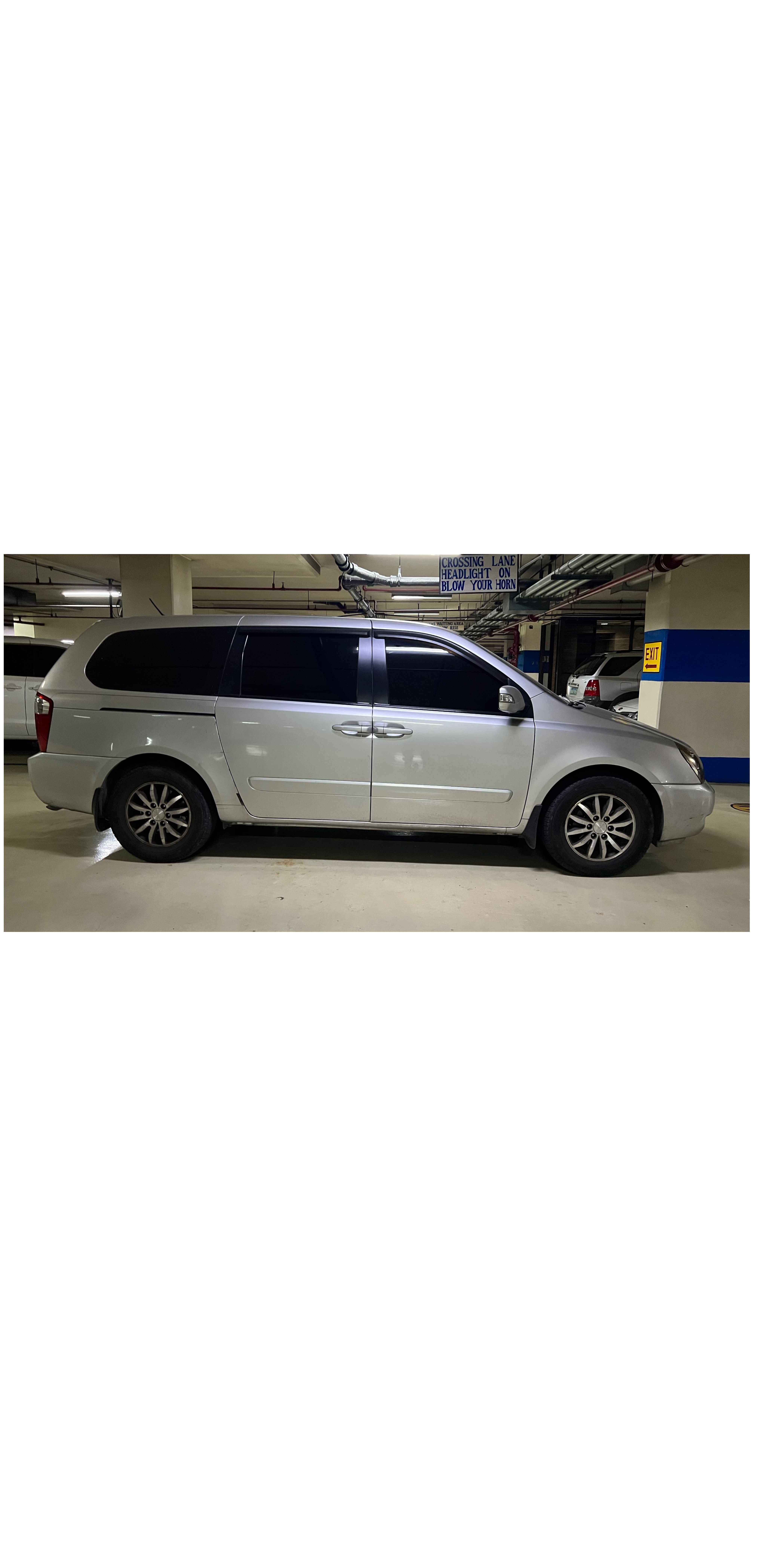 2012 Kia Carnival 2012 Kia Carnival