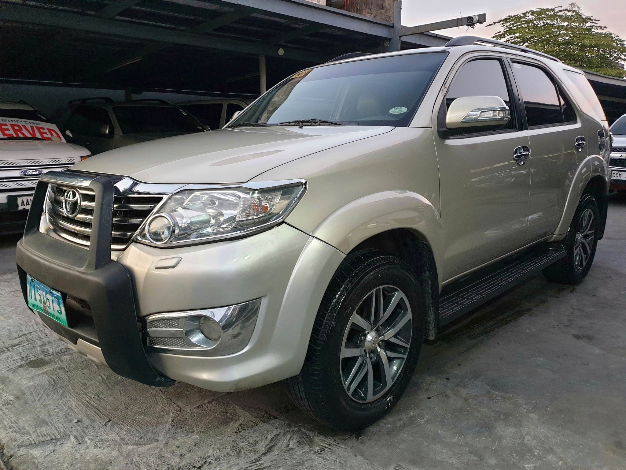 Second hand 2013 Toyota Fortuner Gas AT 4x2 2.7 G
