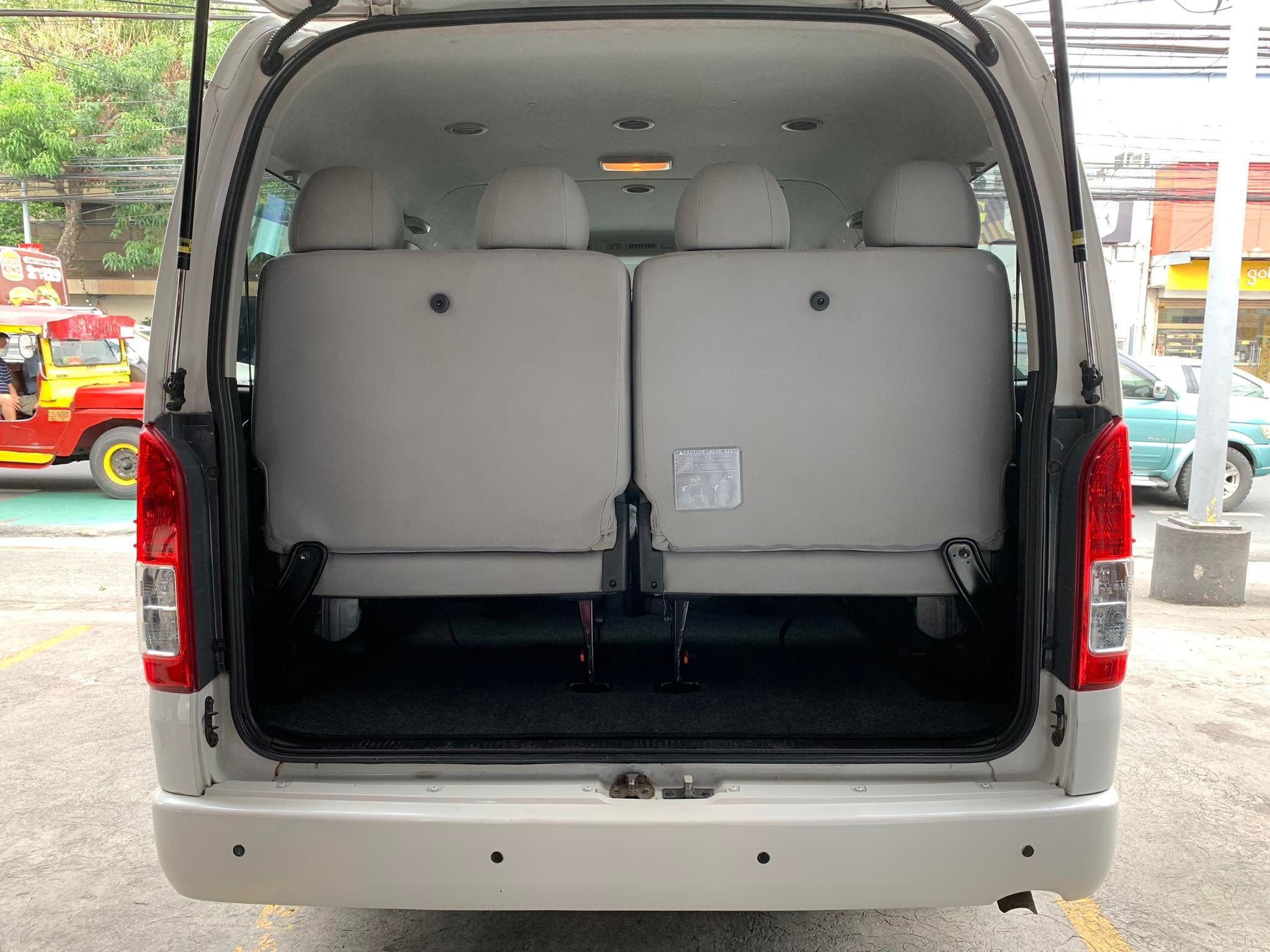 2016 Toyota Hiace 2016 Toyota Hiace
