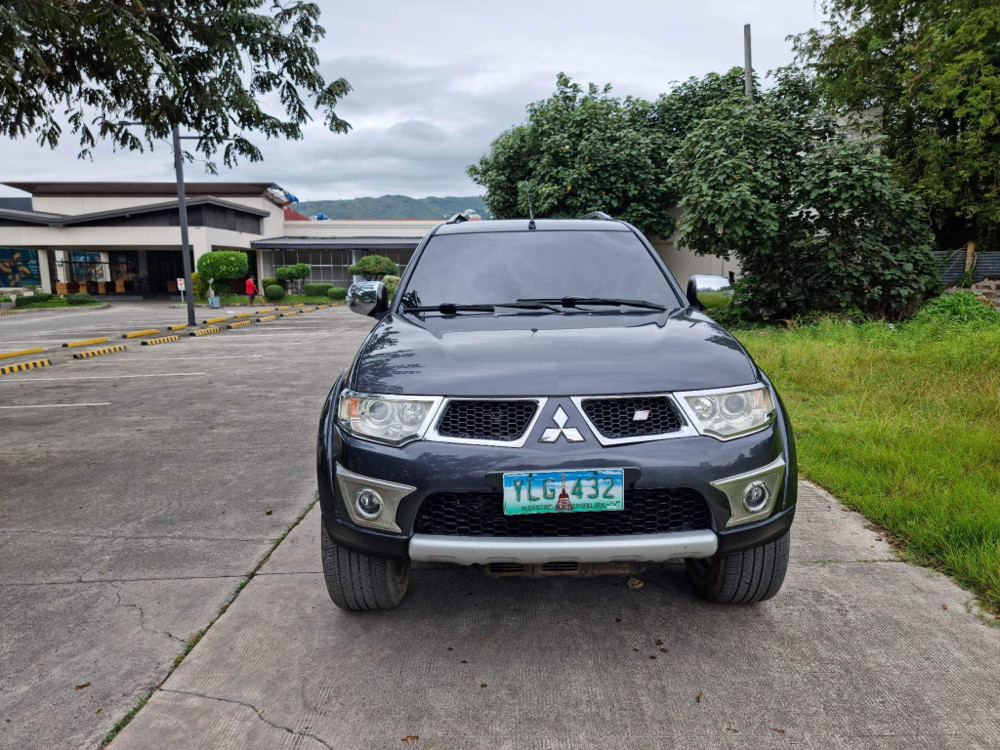 Second Hand 2013 Mitsubishi Montero Sport Second Hand 2013 Mitsubishi Montero Sport