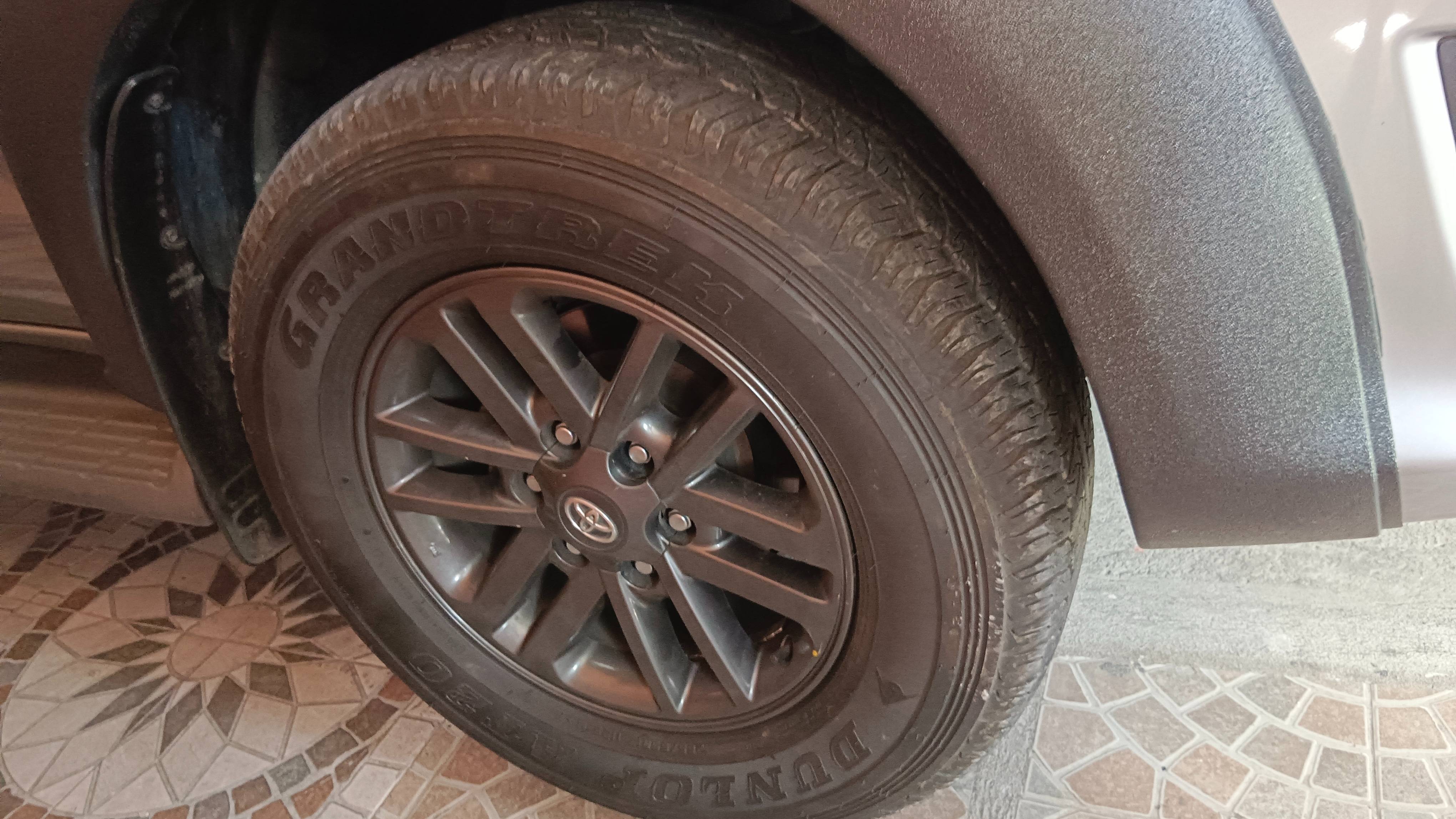 2015 Toyota Fortuner 2015 Toyota Fortuner