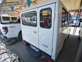 2017 Mitsubishi L300 2017 Mitsubishi L300