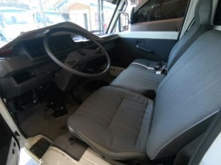 2017 Mitsubishi L300 2017 Mitsubishi L300