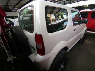 2010 Suzuki Jimny 2010 Suzuki Jimny