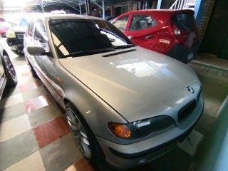 2003 BMW 318i 2003 BMW 318i