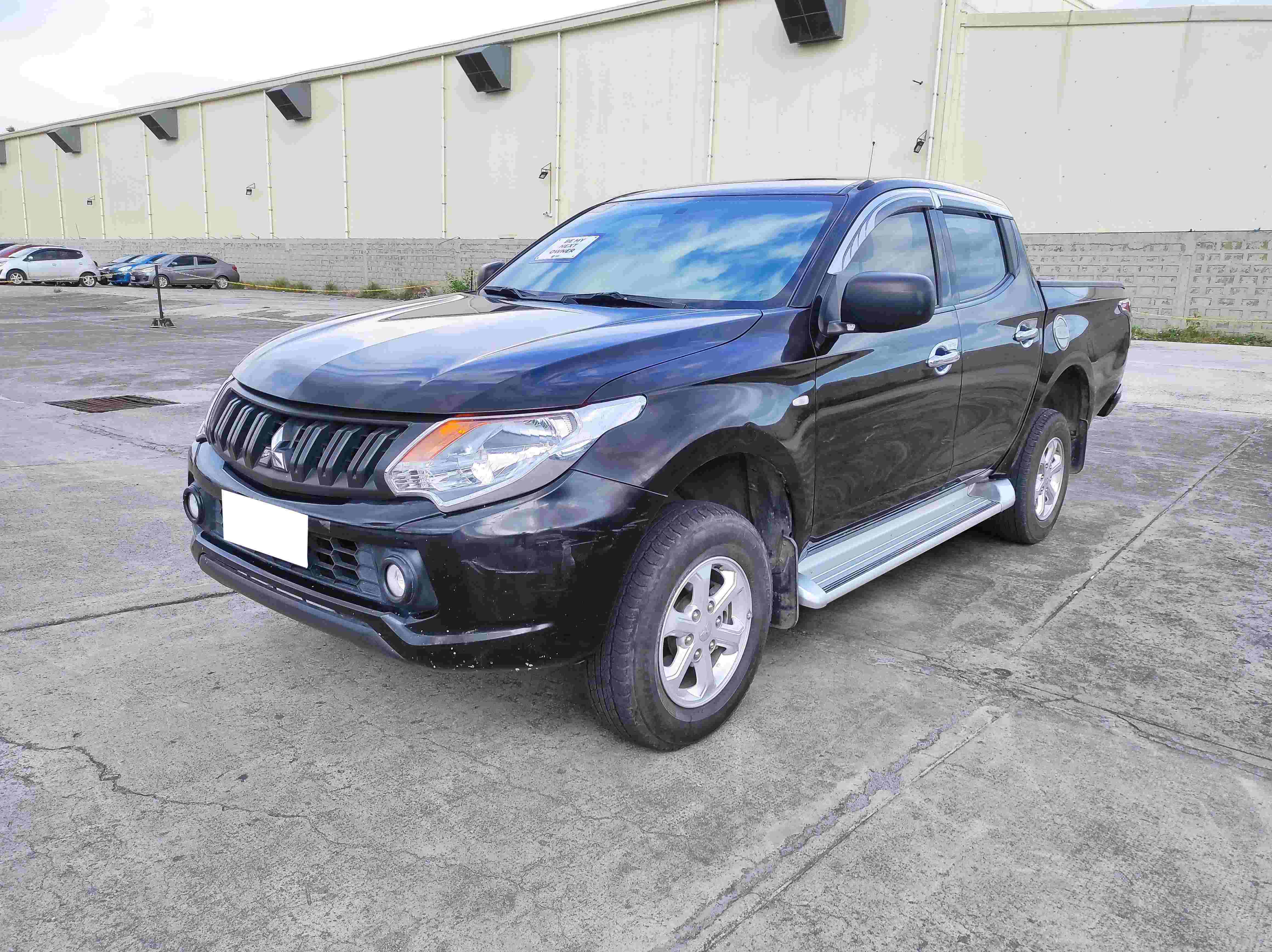 2017 Mitsubishi Strada 2017 Mitsubishi Strada