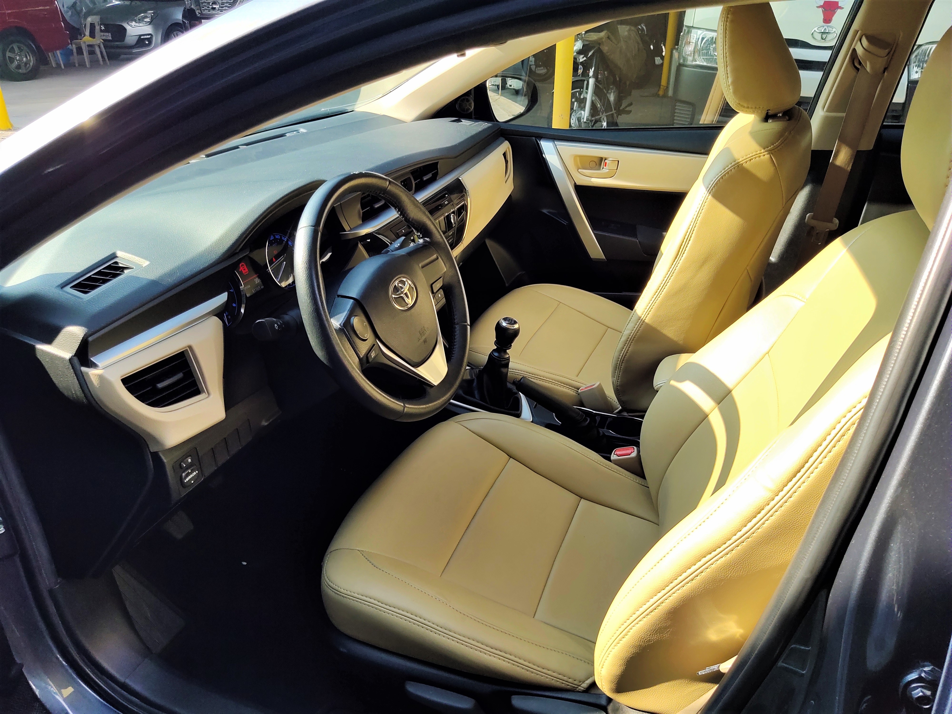 2014 Toyota Corolla Altis 2014 Toyota Corolla Altis