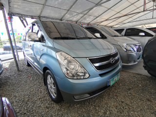 Second Hand 2010 Hyundai Grand Starex Second Hand 2010 Hyundai Grand Starex