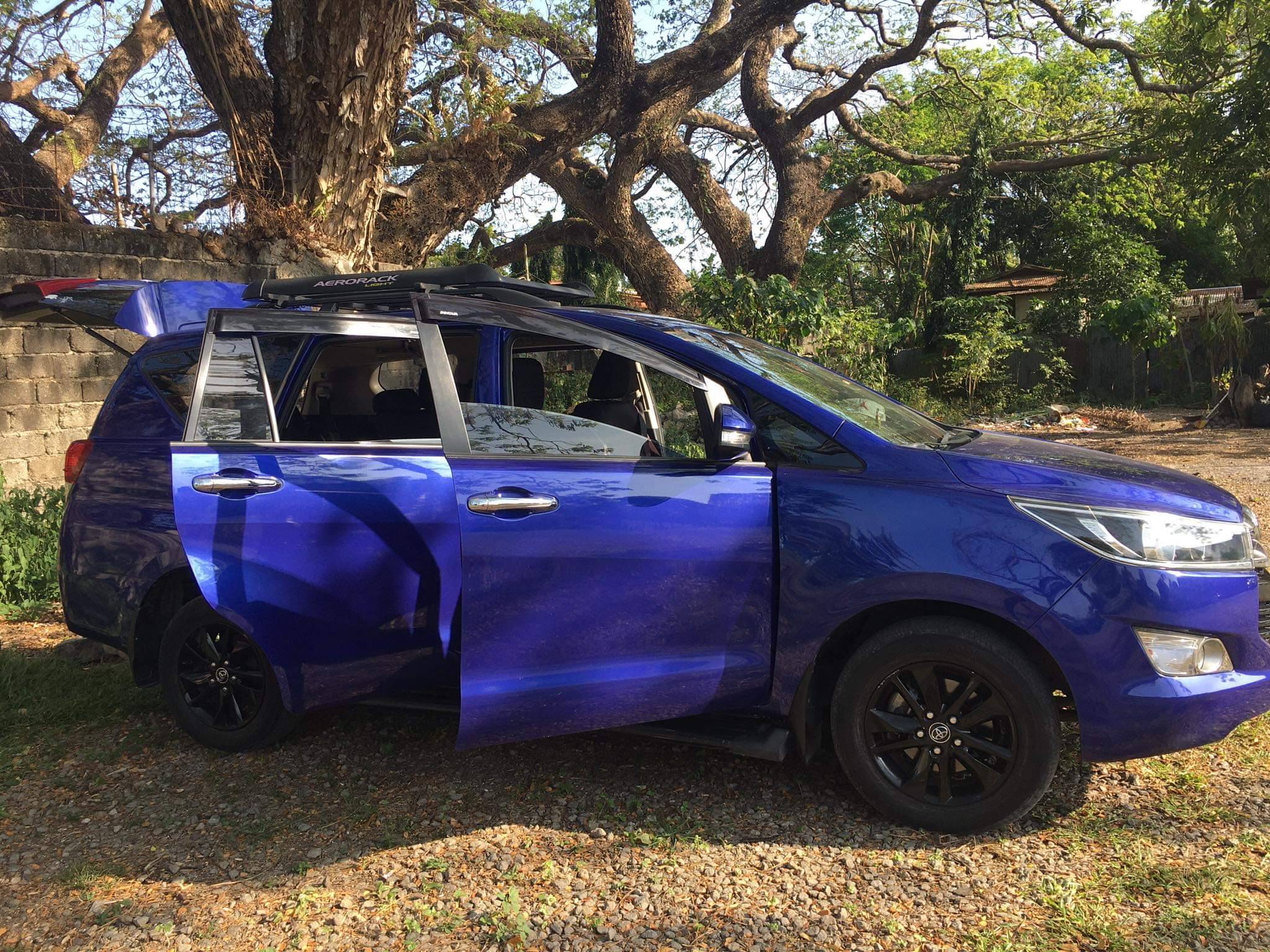 2016 Toyota Innova 2016 Toyota Innova
