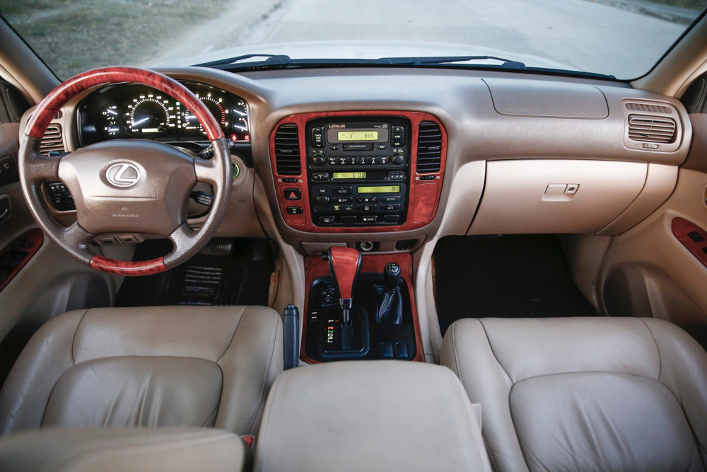 2001 Lexus LX 2001 Lexus LX