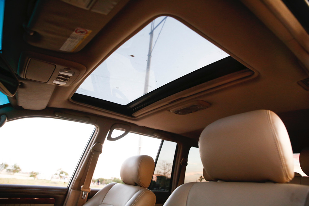 2001 Lexus LX 2001 Lexus LX
