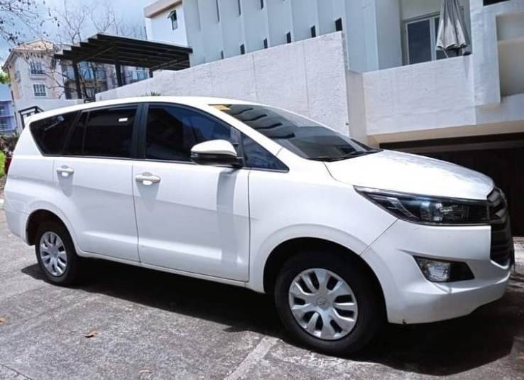 Old 2020 Toyota Innova 2.8L E MT