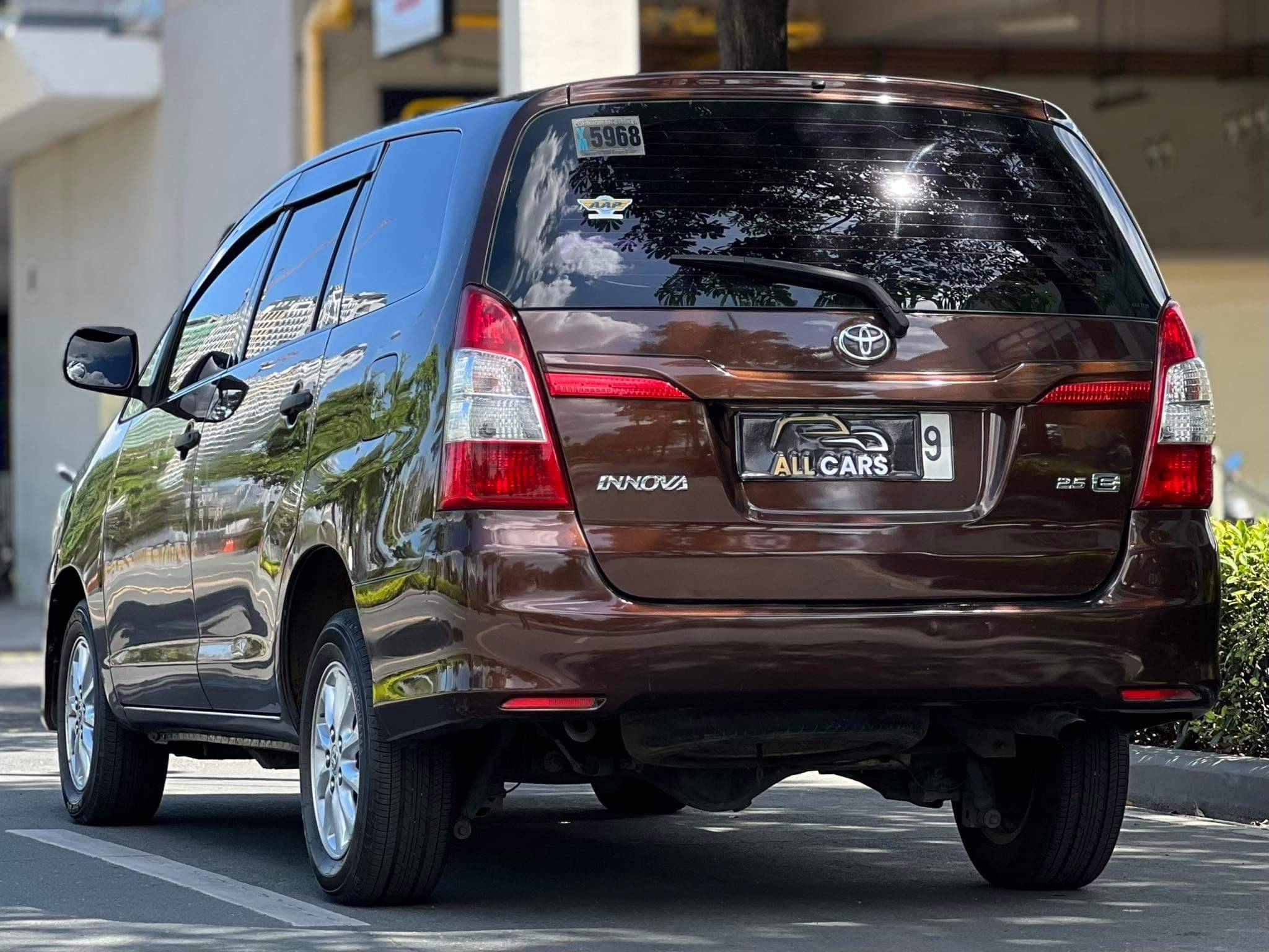 2nd Hand 2015 Toyota Innova 2.5L E AT