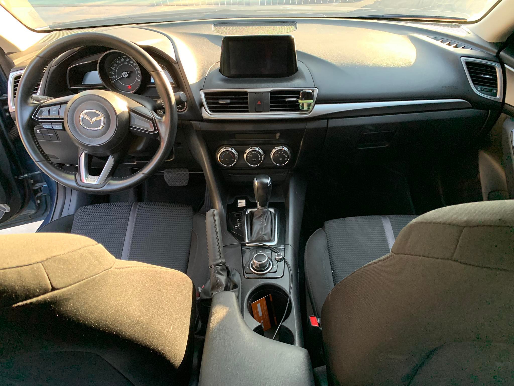 2018 Mazda 3 Sedan 2018 Mazda 3 Sedan