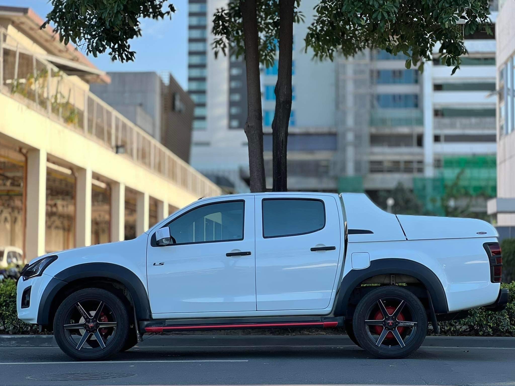 2017 Isuzu D-Max 2017 Isuzu D-Max