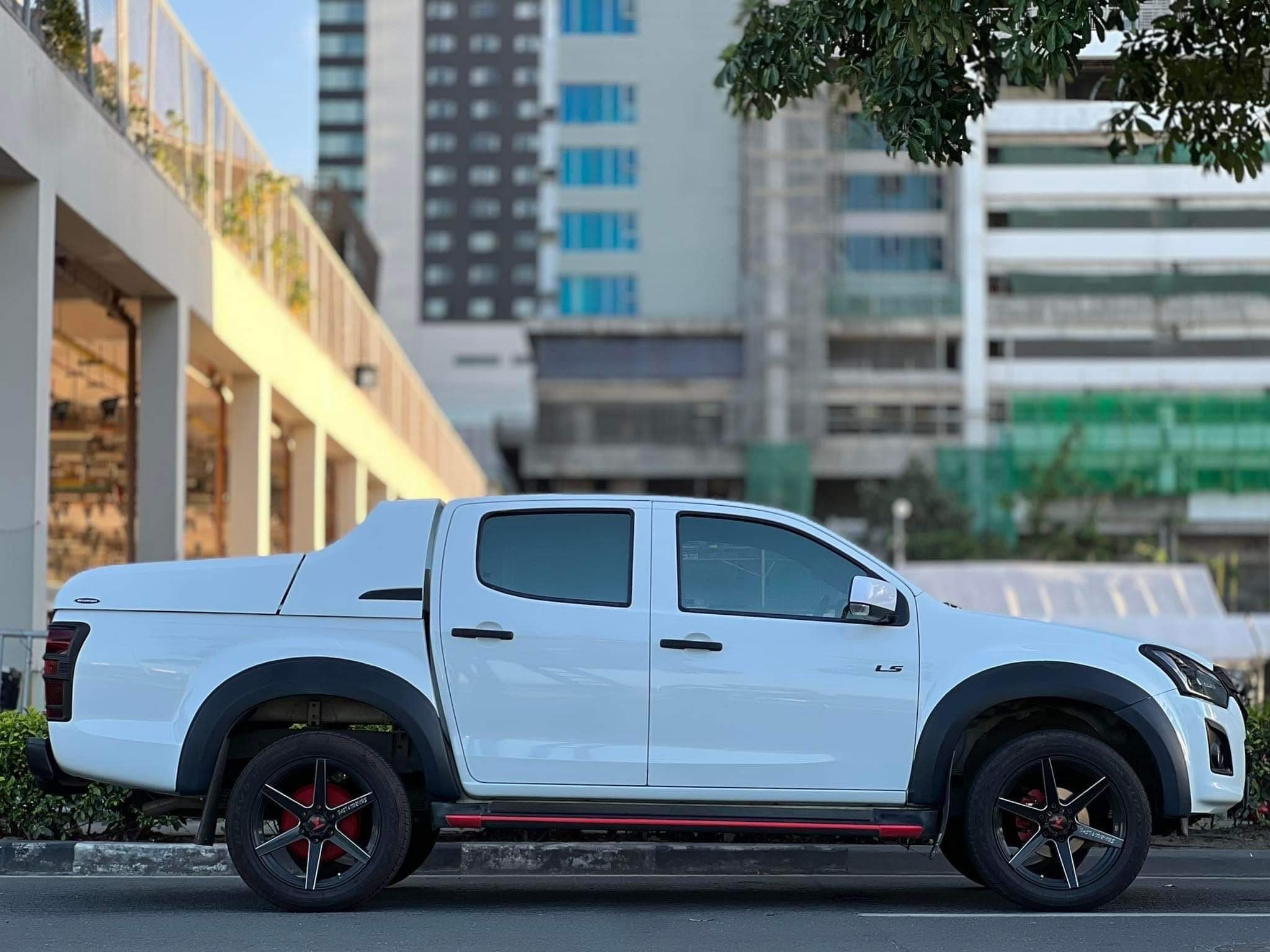 2017 Isuzu D-Max 2017 Isuzu D-Max