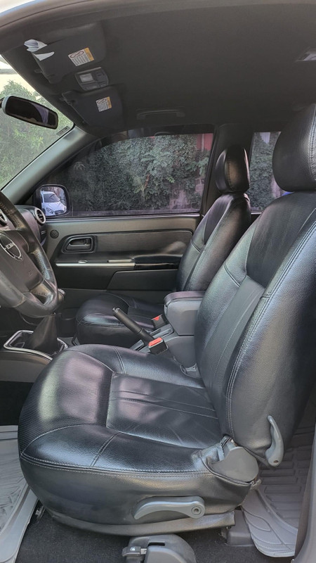 2012 Isuzu D-Max 2012 Isuzu D-Max