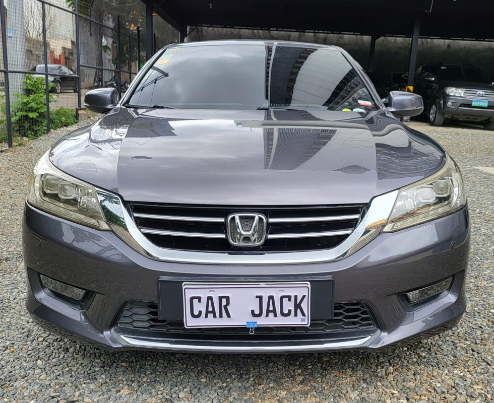 Second Hand 2015 Honda Accord Second Hand 2015 Honda Accord