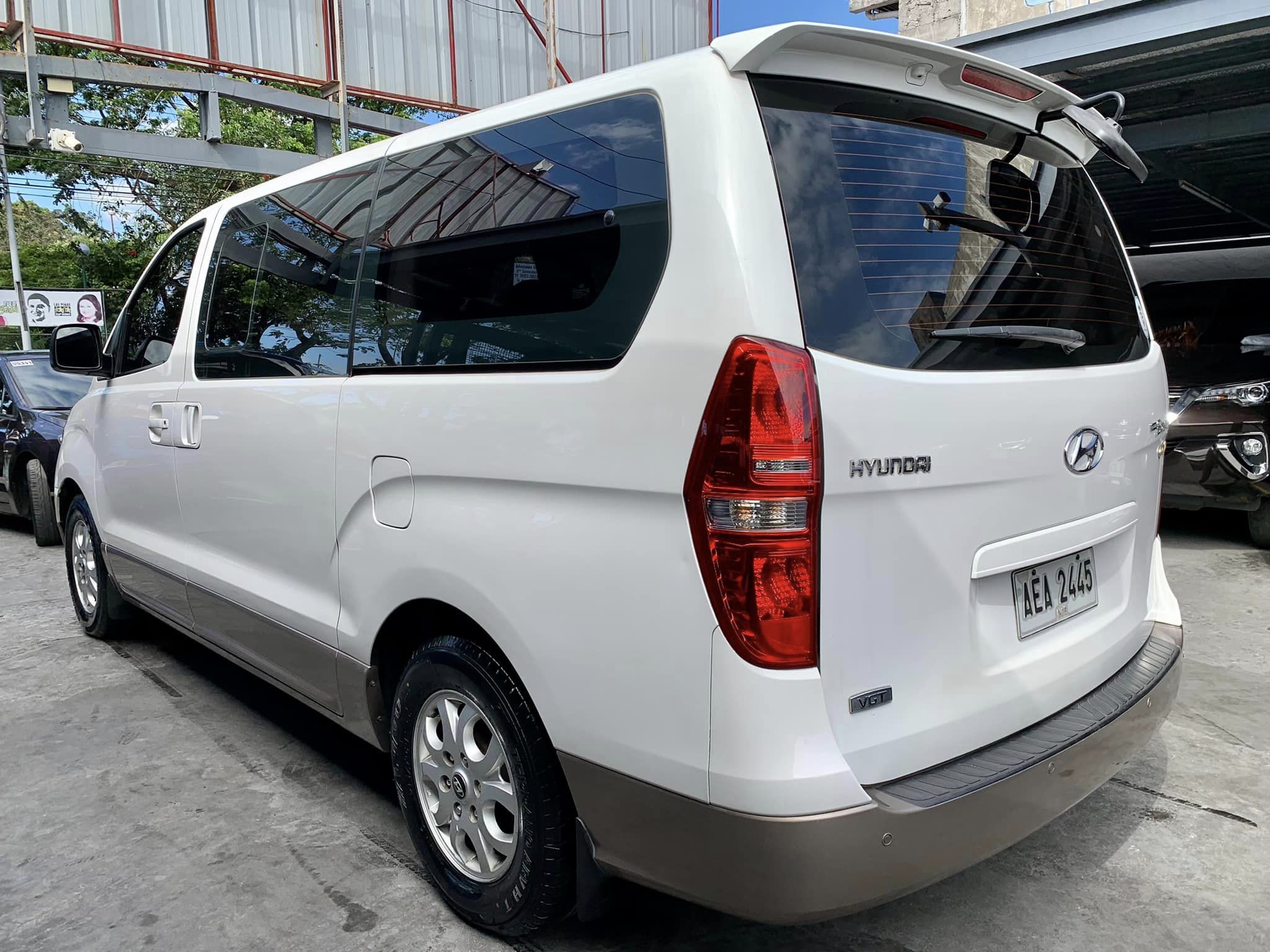 2014 Hyundai Grand Starex 2014 Hyundai Grand Starex
