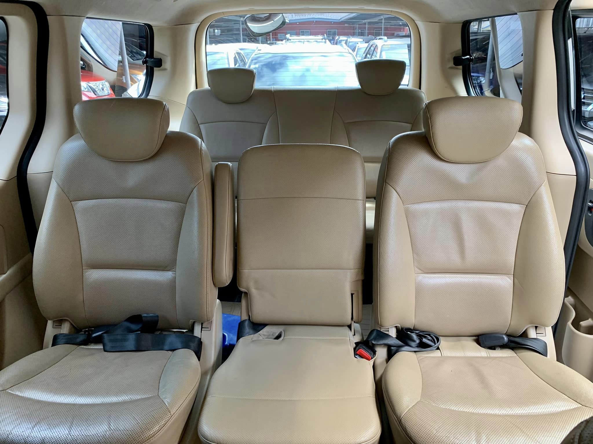 2014 Hyundai Grand Starex 2014 Hyundai Grand Starex