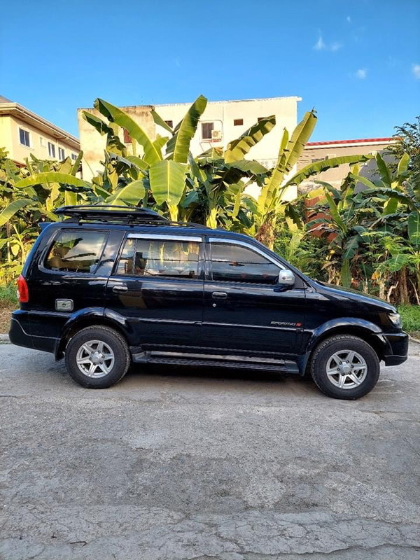 2016 Isuzu Crosswind 2016 Isuzu Crosswind