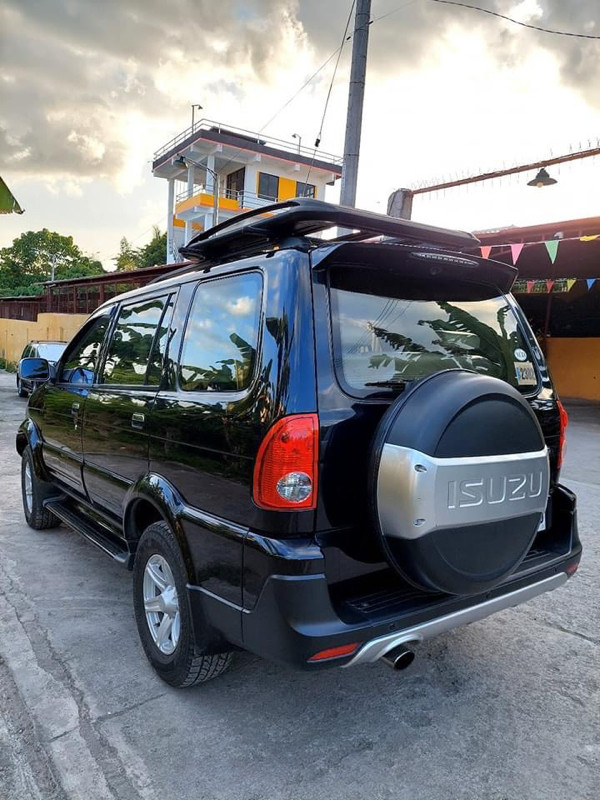 2016 Isuzu Crosswind 2016 Isuzu Crosswind