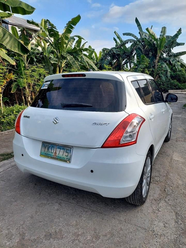 2011 Suzuki Swift 2011 Suzuki Swift