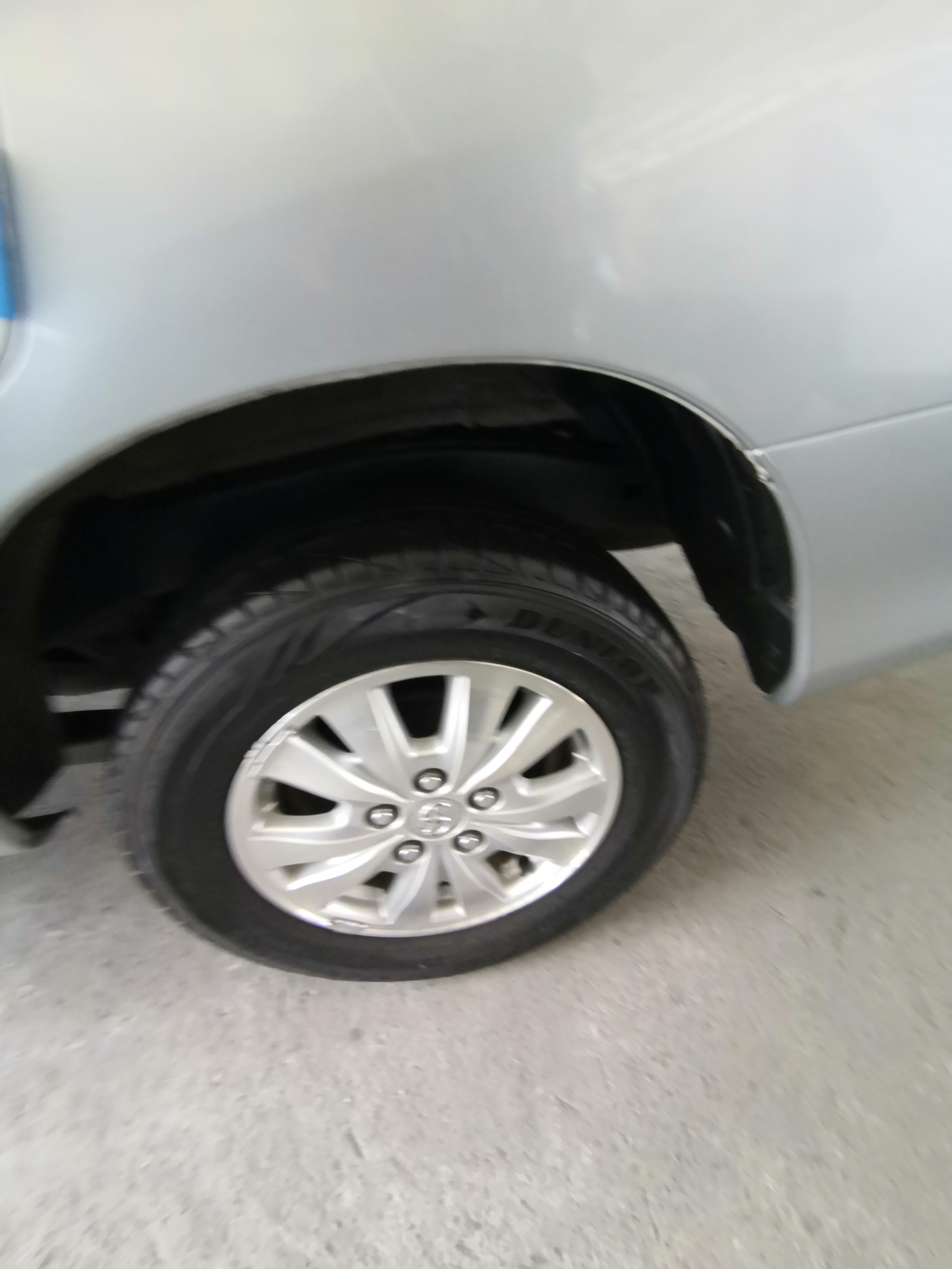 2012 Toyota Innova 2012 Toyota Innova