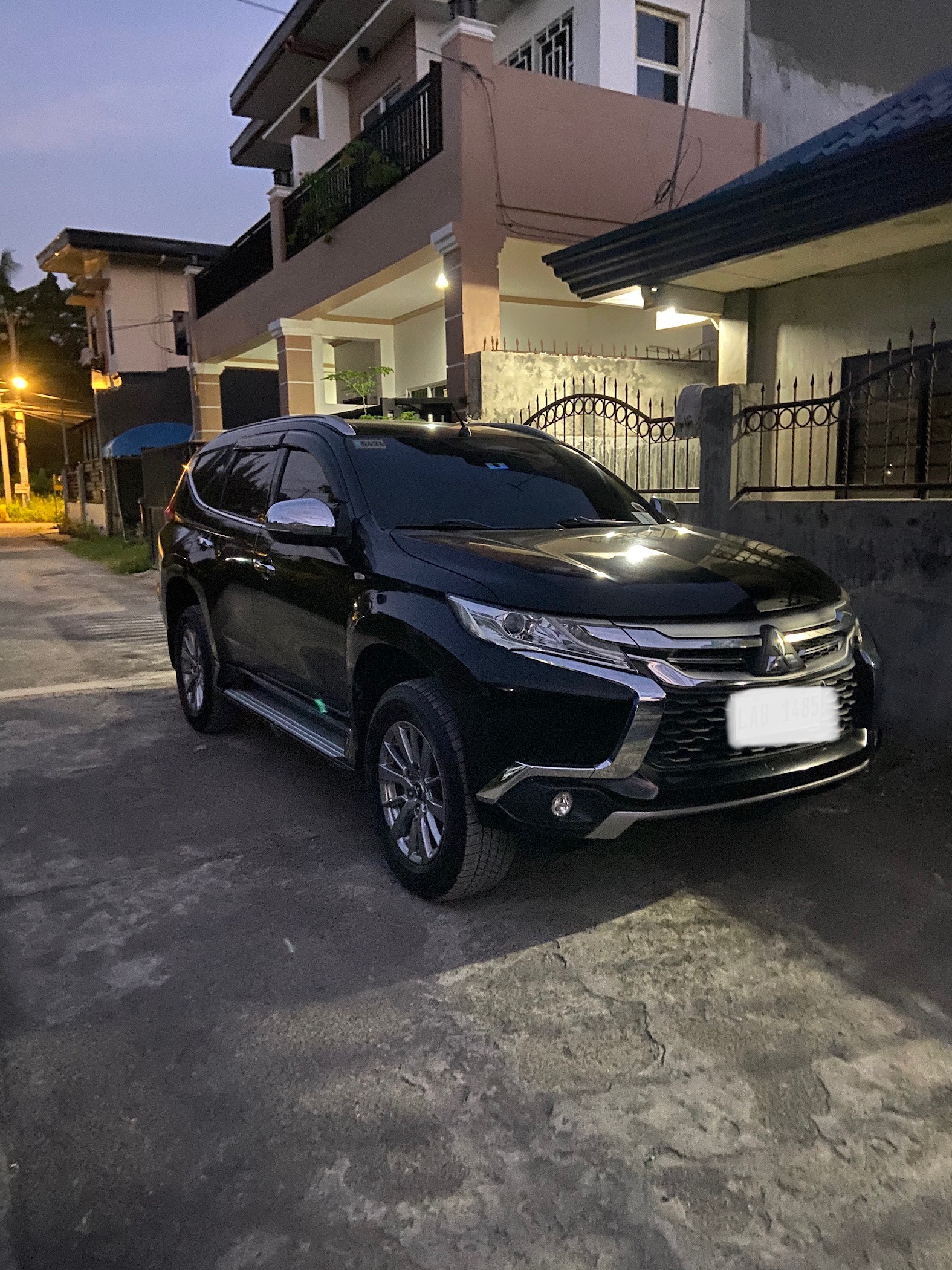 Second Hand 2017 Mitsubishi Montero Sport Second Hand 2017 Mitsubishi Montero Sport