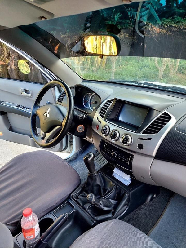 2012 Mitsubishi Strada 2012 Mitsubishi Strada