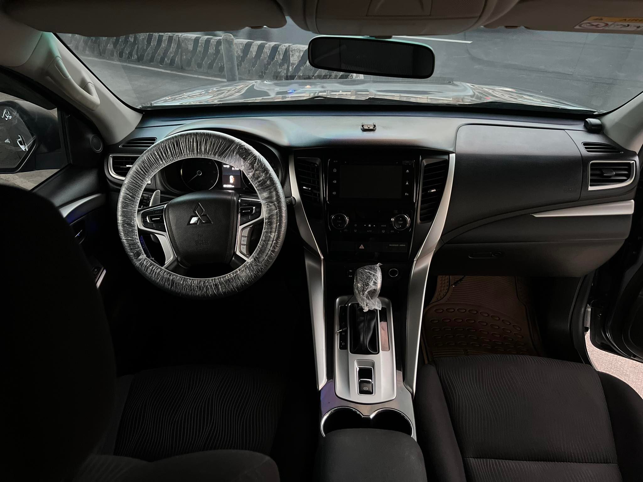 2017 Mitsubishi Montero Sport 2017 Mitsubishi Montero Sport
