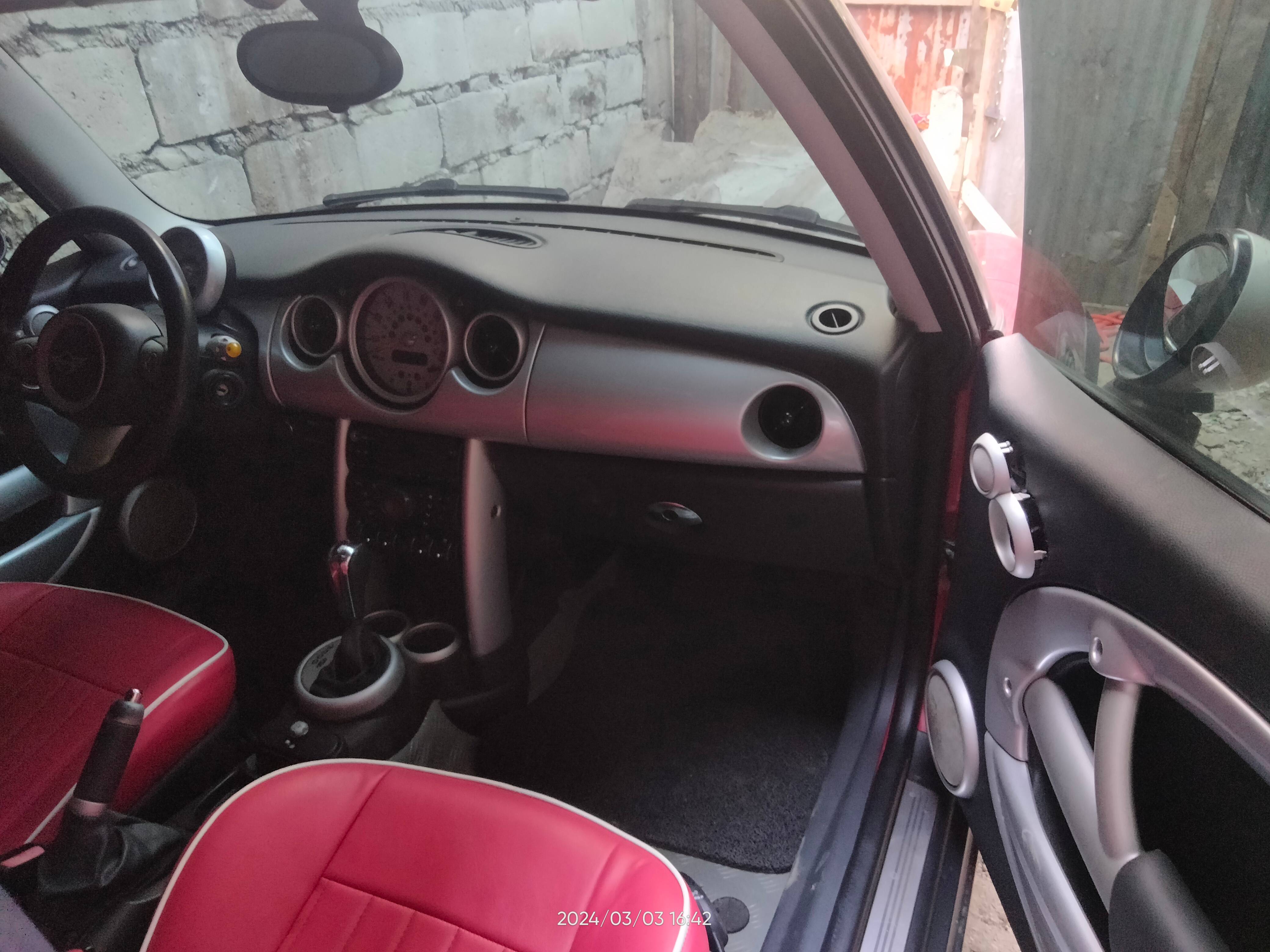 2005 MINI Cooper 2005 MINI Cooper