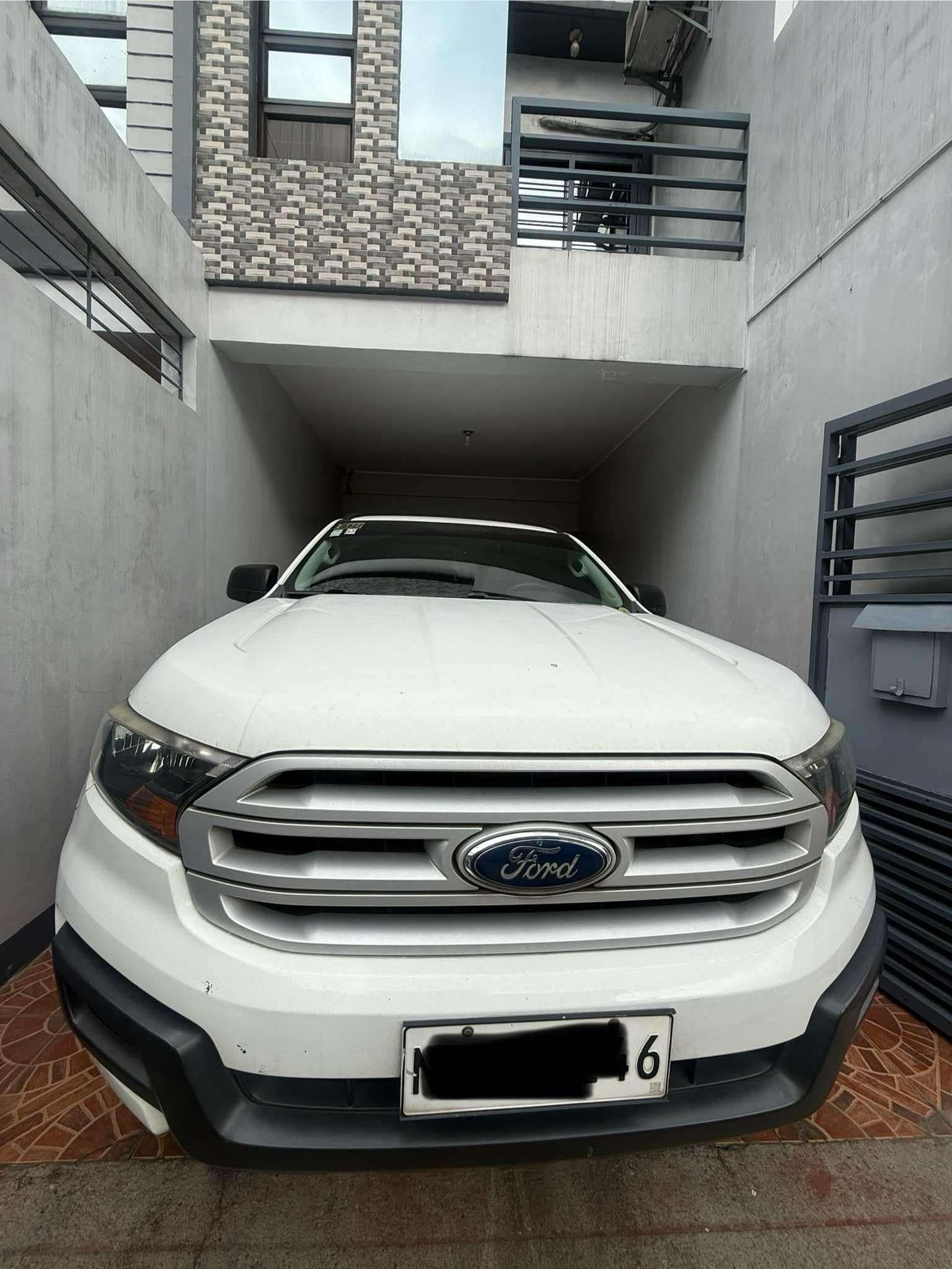 Used 2016 Ford Everest Used 2016 Ford Everest