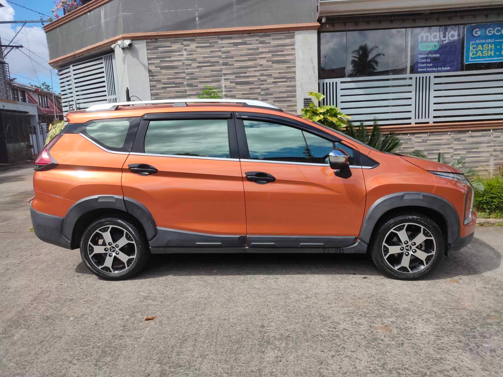 2022 Mitsubishi Xpander Cross 2022 Mitsubishi Xpander Cross