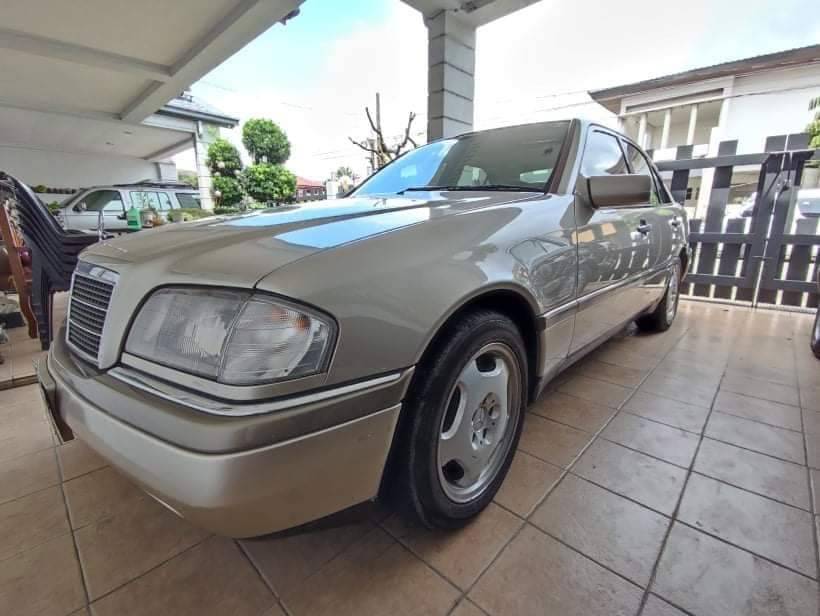 1995 Mercedes-Benz C-Class 1995 Mercedes-Benz C-Class