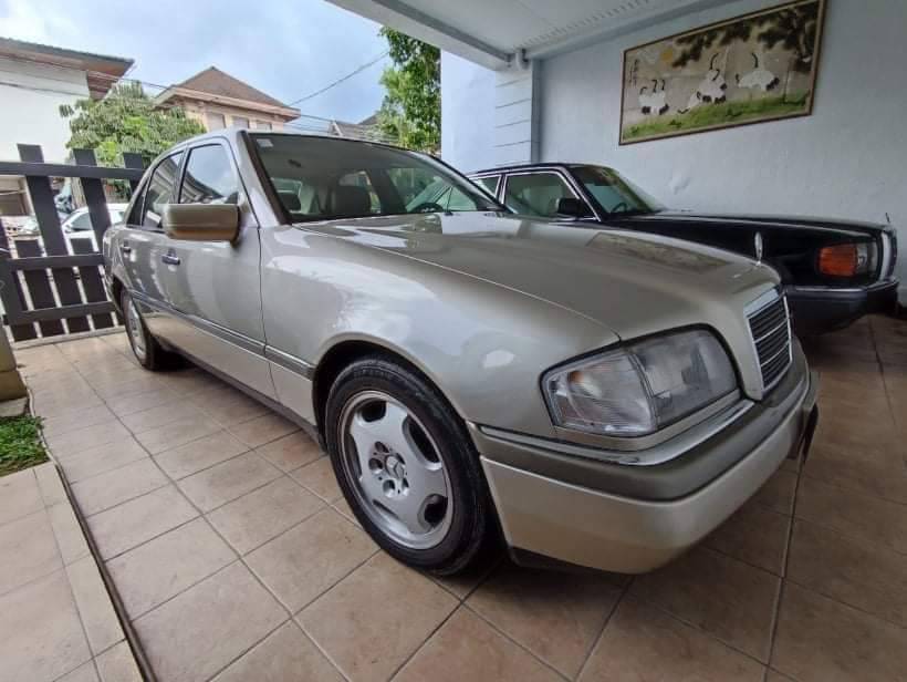 1995 Mercedes-Benz C-Class 1995 Mercedes-Benz C-Class