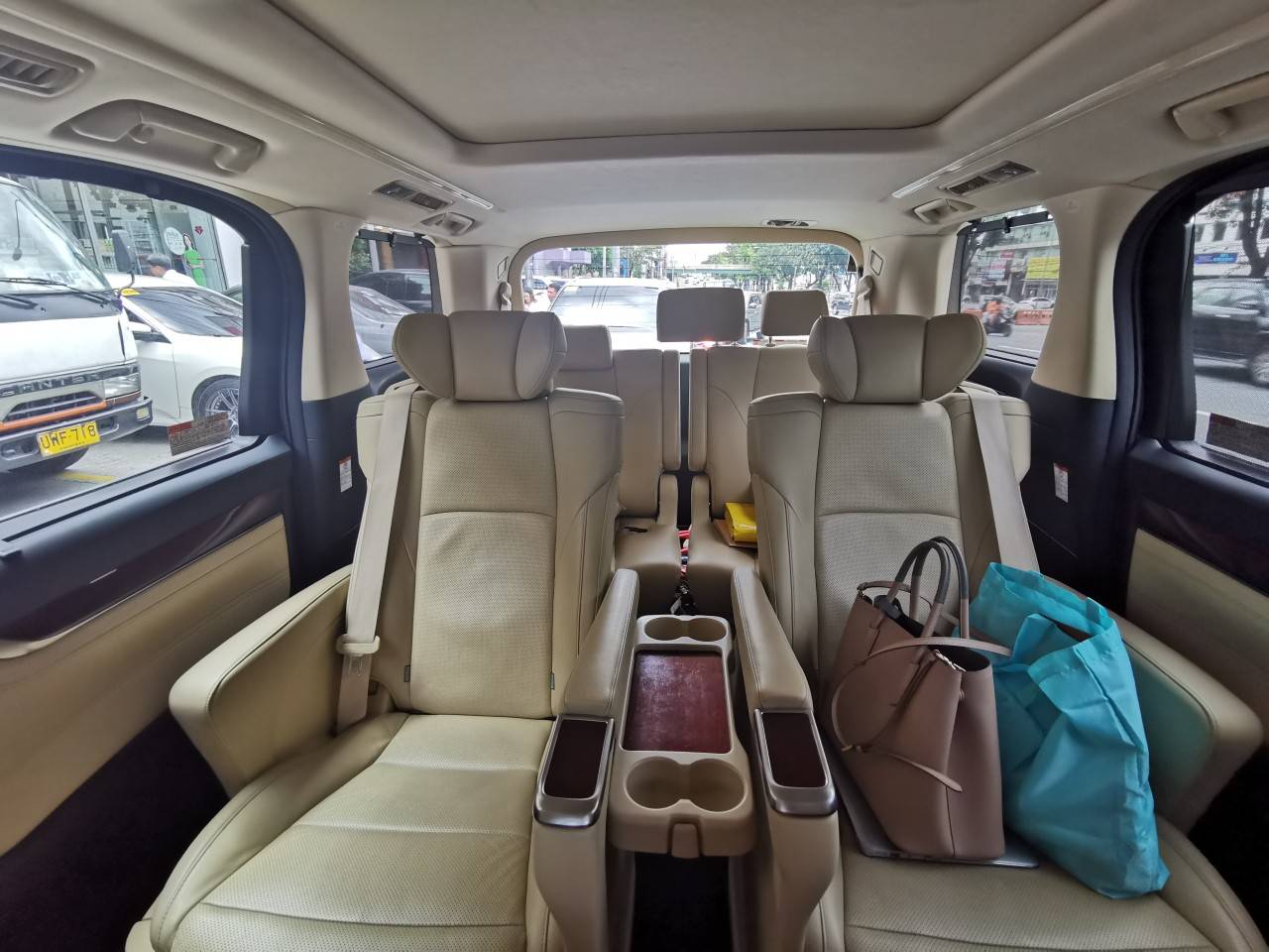 2016 Toyota Alphard 2016 Toyota Alphard