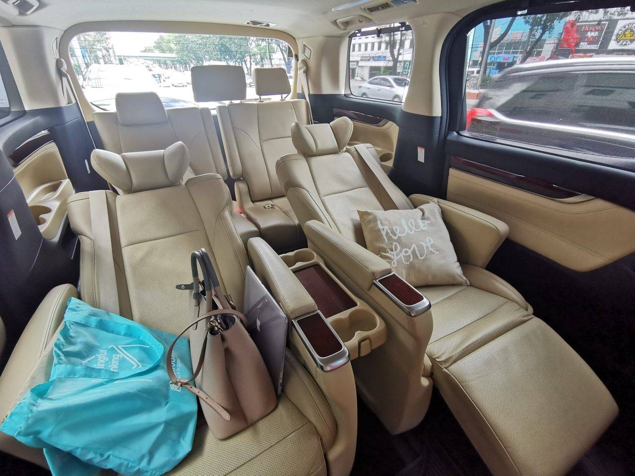 2016 Toyota Alphard 2016 Toyota Alphard