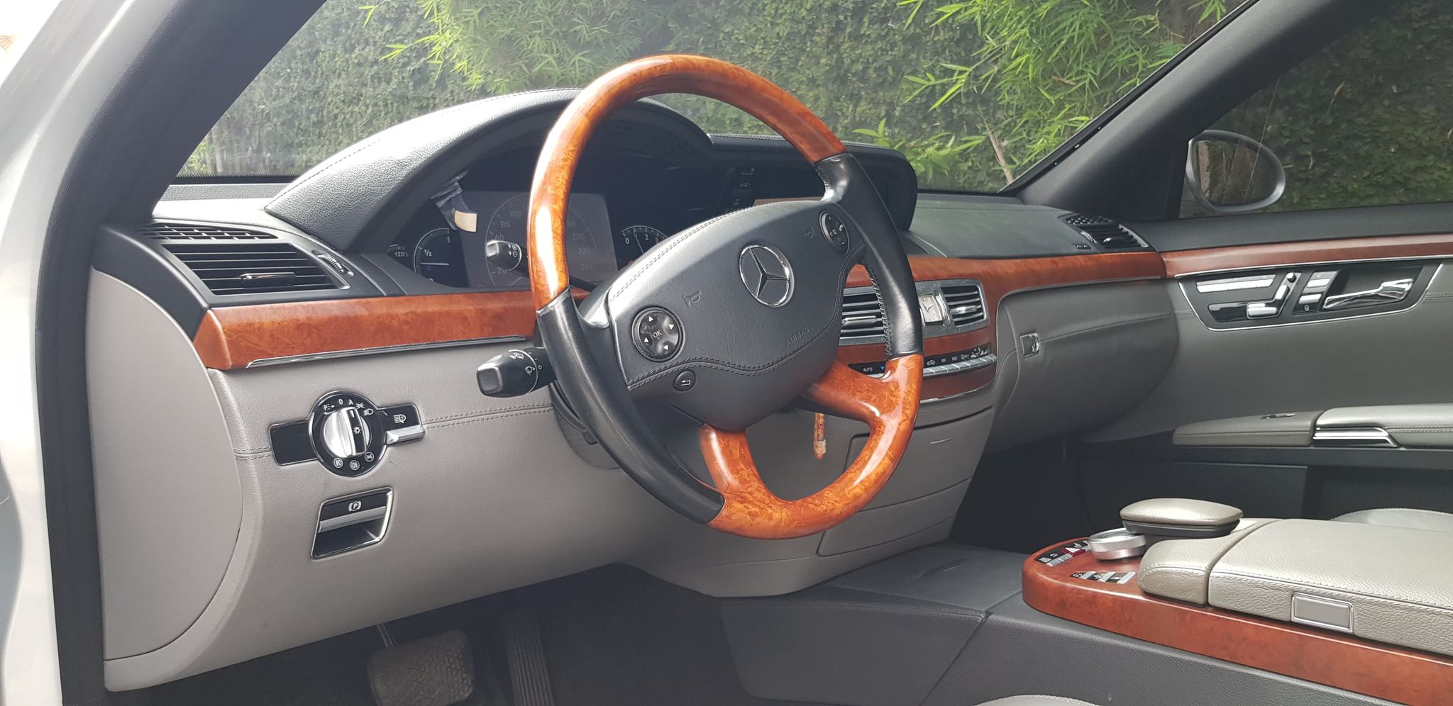 2007 Mercedes-Benz S-Class 2007 Mercedes-Benz S-Class