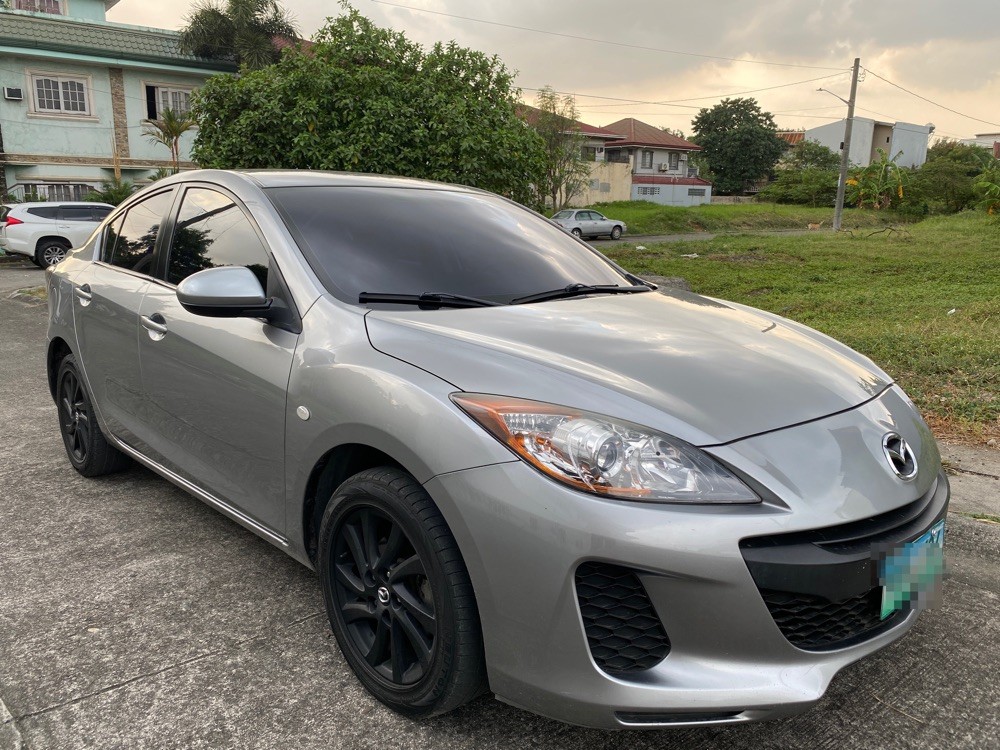 2013 Mazda 3 Sedan 2013 Mazda 3 Sedan