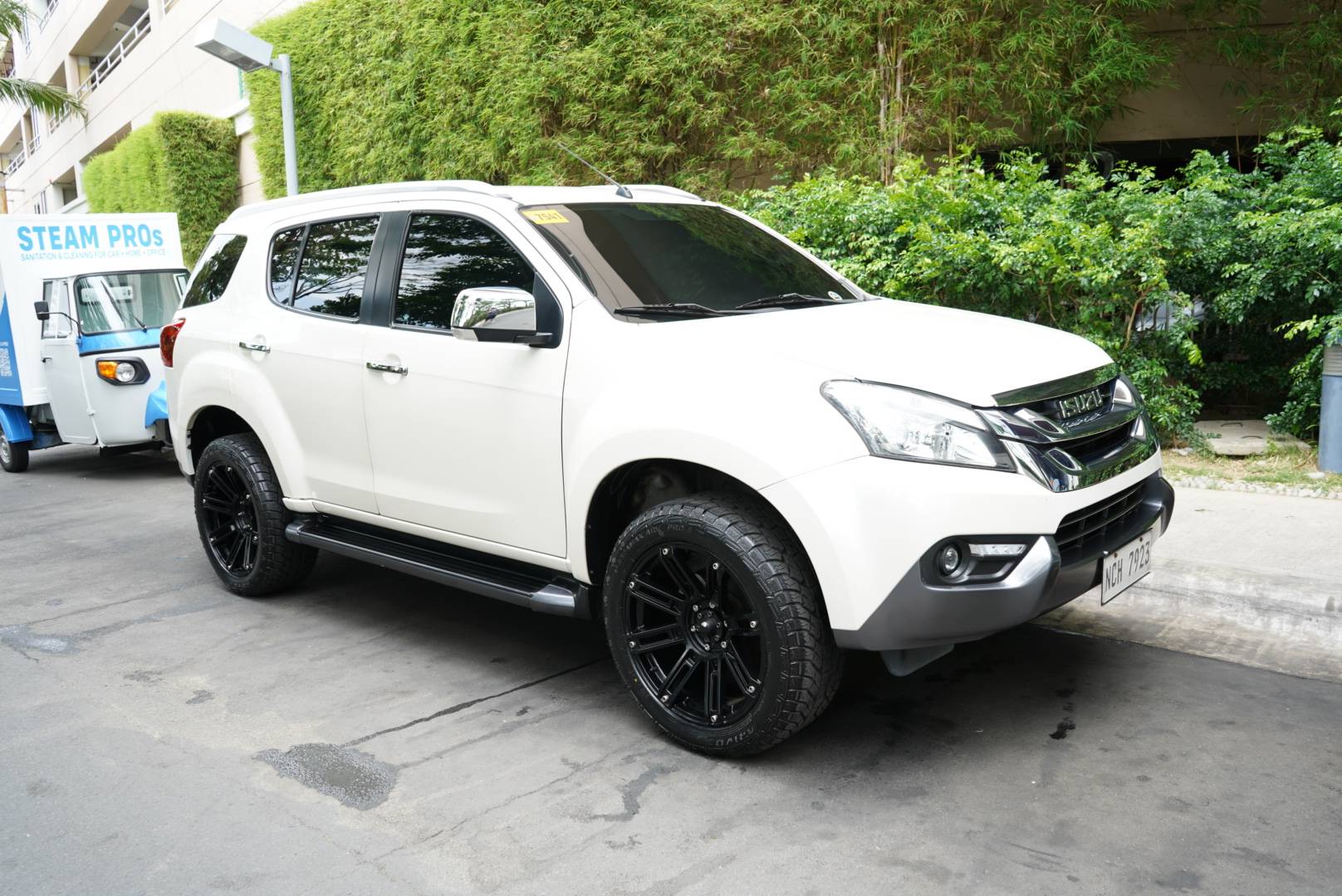 2016 Isuzu mu-X 2016 Isuzu mu-X