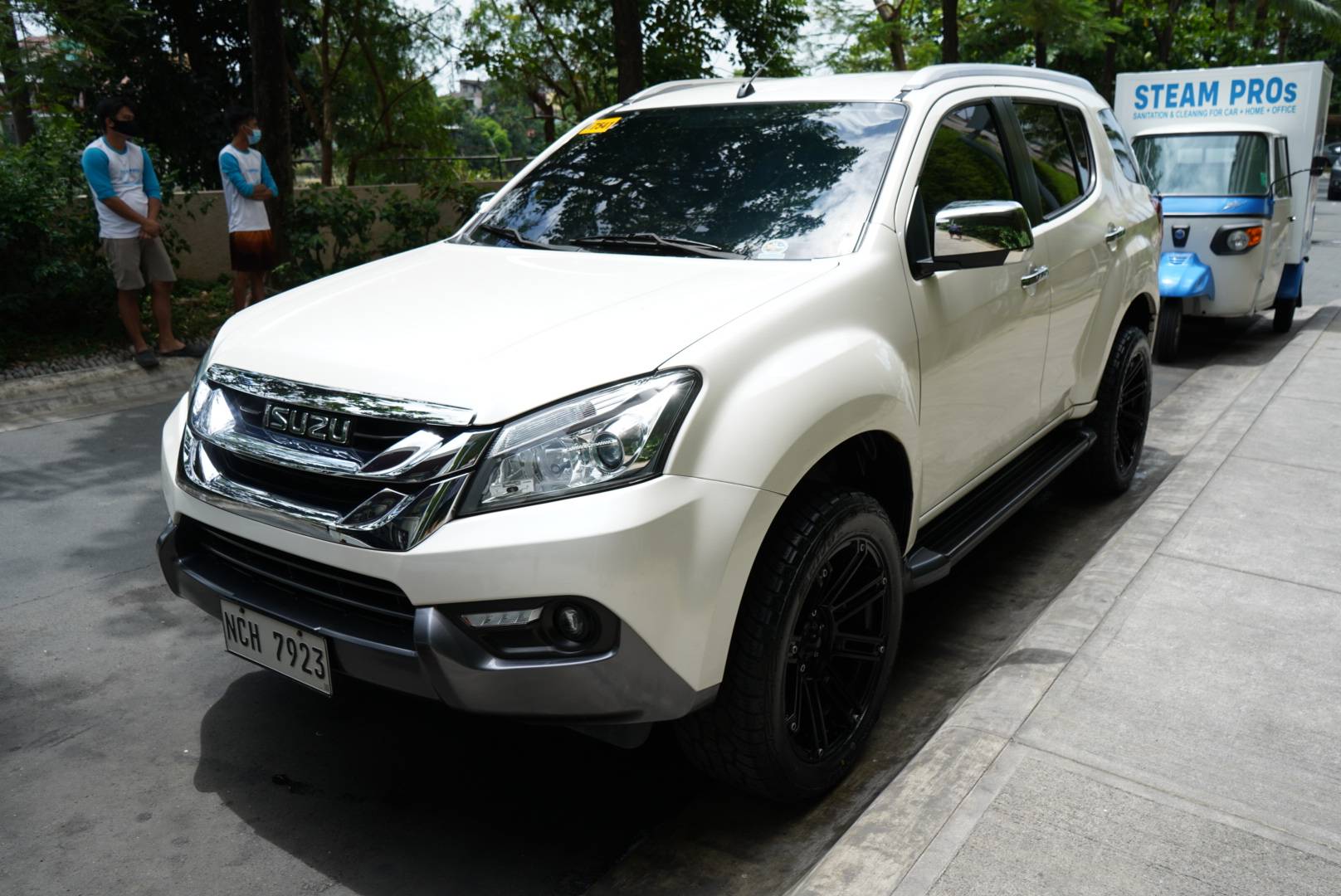 2016 Isuzu mu-X 2016 Isuzu mu-X
