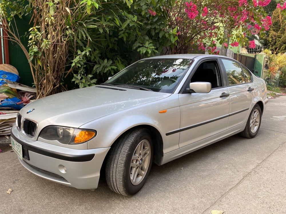 2004 BMW 318i 2004 BMW 318i