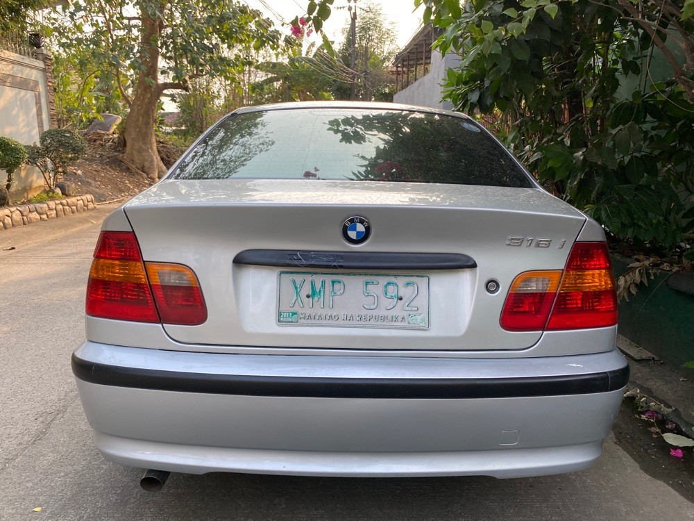 2004 BMW 318i 2004 BMW 318i