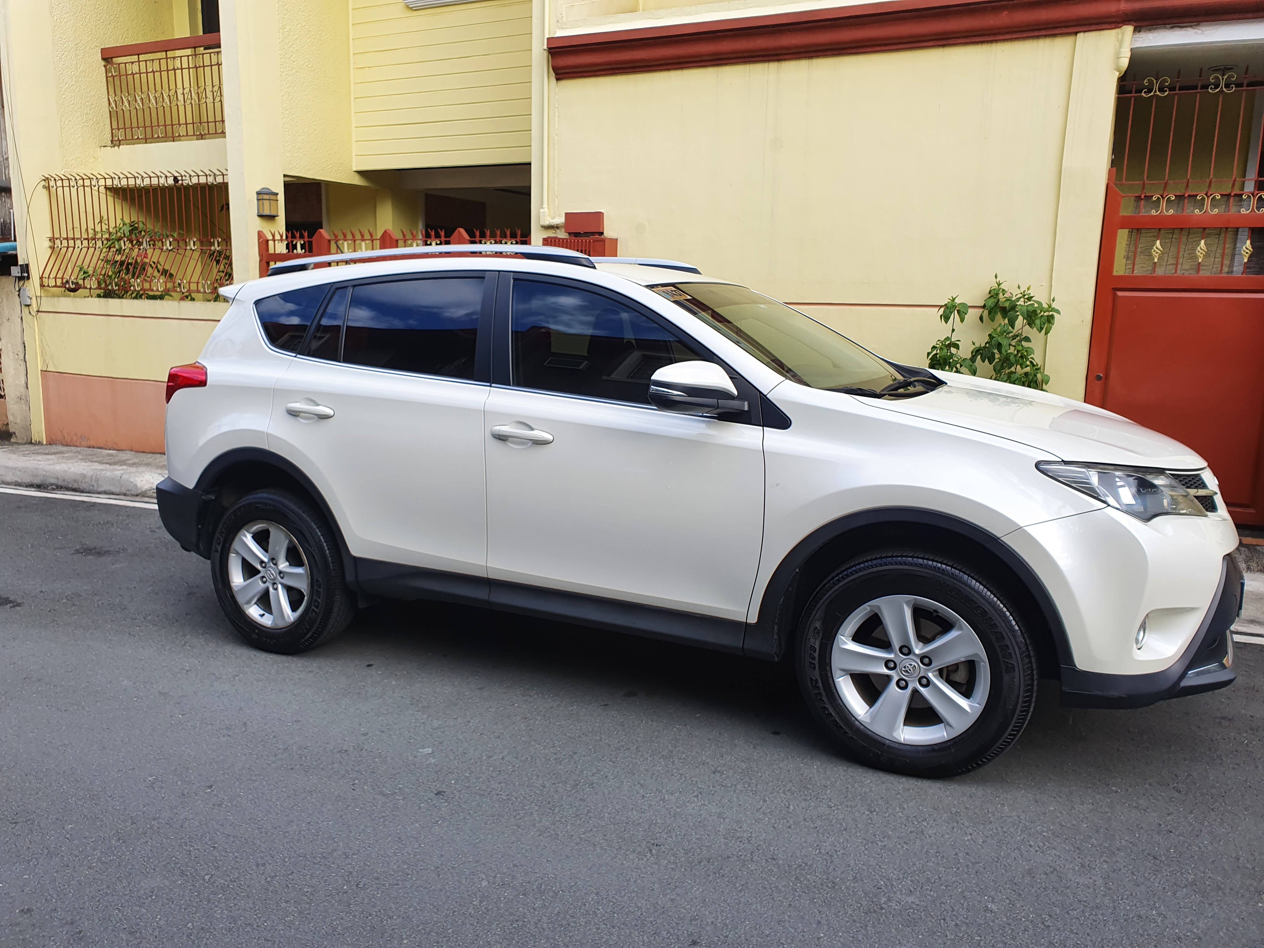 2013 Toyota RAV4 2013 Toyota RAV4